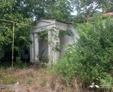 Casa batraneasca strada Victoriei